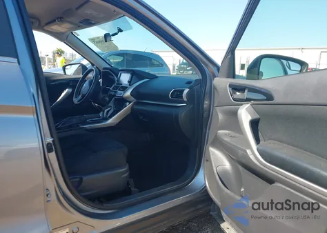 2020 Mitsubishi Eclipse Cross Es 1.5T Awc z USA, uszkodzony, nr VIN JA4AT3AA0LZ023065